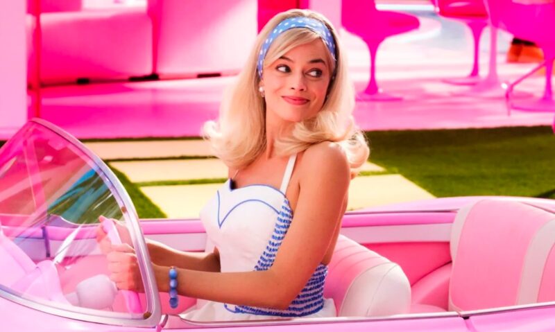 Celosvětové tržby Barbie v kinech překročily 770 milionů, boduje i Oppenheimer