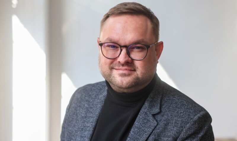 Novinář Januš rozjíždí nové online médium, zaměřené na právo, poradenství a advokacii