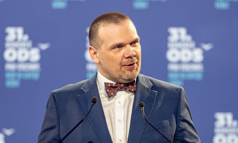 Stínový ministr kultury za ODS Baxa začal bojovat za dotace pro queer filmy