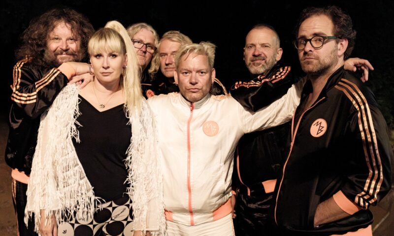 Na albové novince Monkey Business se objeví frontman Master´s Hammer Štorm