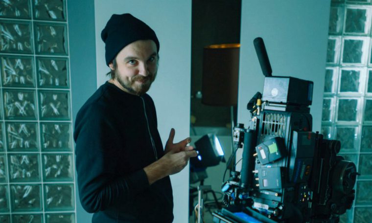 Mladý talent Adam Sedlák dokončil natáčení celovečerního debutu Domestik