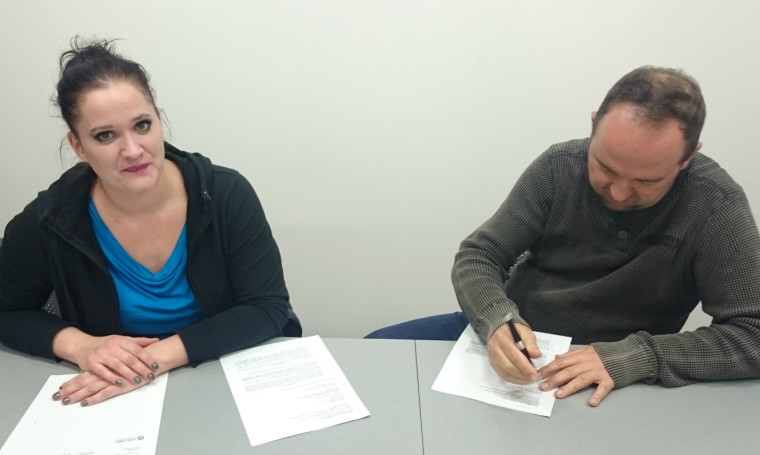 Zpěvačka Natalia Kocab získala kontrakt u Warner Music