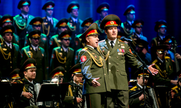 I přes katastrofu Alexandrovci české turné podle všeho nezruší