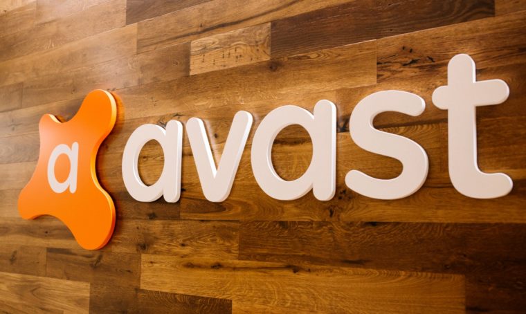 Softwarový obr Avast za devět měsíců 2021 zvedl tržby na 702 milionů dolarů