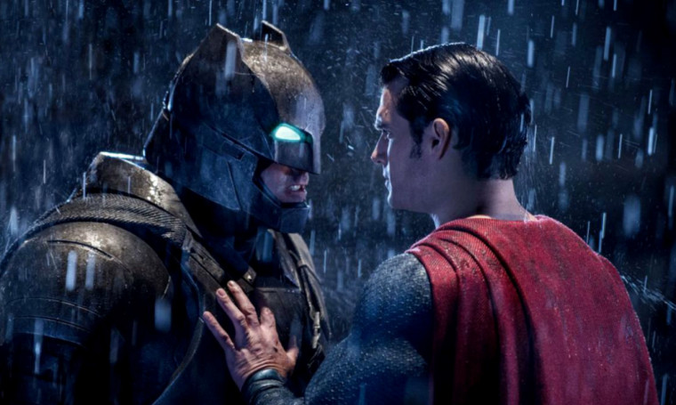 Batman v Superman: Úsvit spravedlnosti překročil v kinech půl miliardy dolarů