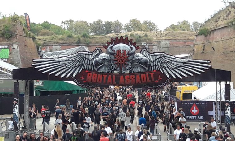 Na metalový festival Brutal Assault dorazilo na 19 tisíc lidí