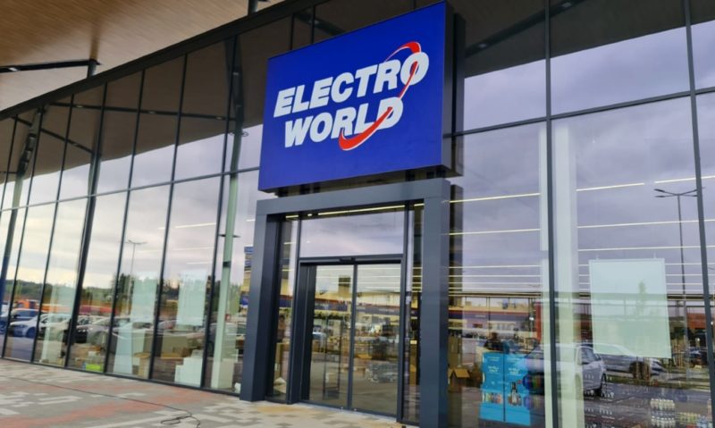 Retailový řetězec Electro World spadl do milionové ztráty, marže mírně klesla