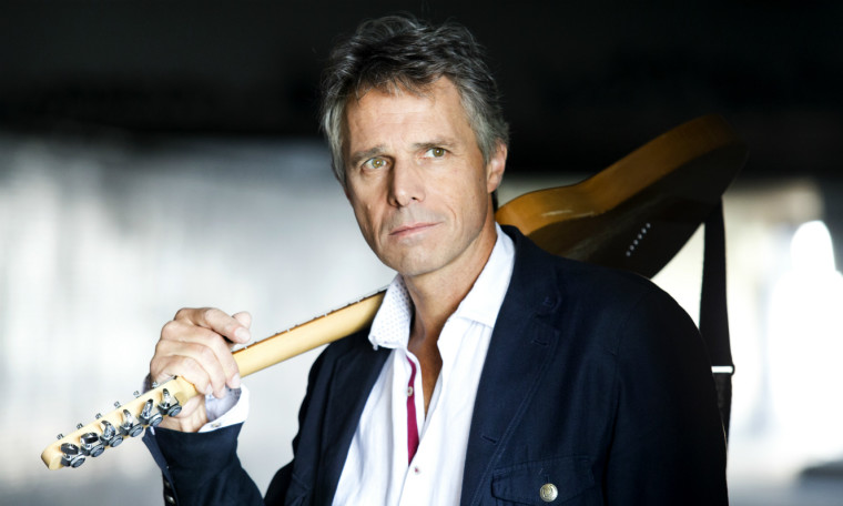 Janek Ledecký posílá po deseti letech na trh novou autorskou desku