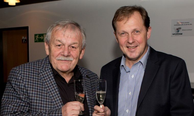 Pořad ČT Všechnopárty má na pažbě devátý zářez