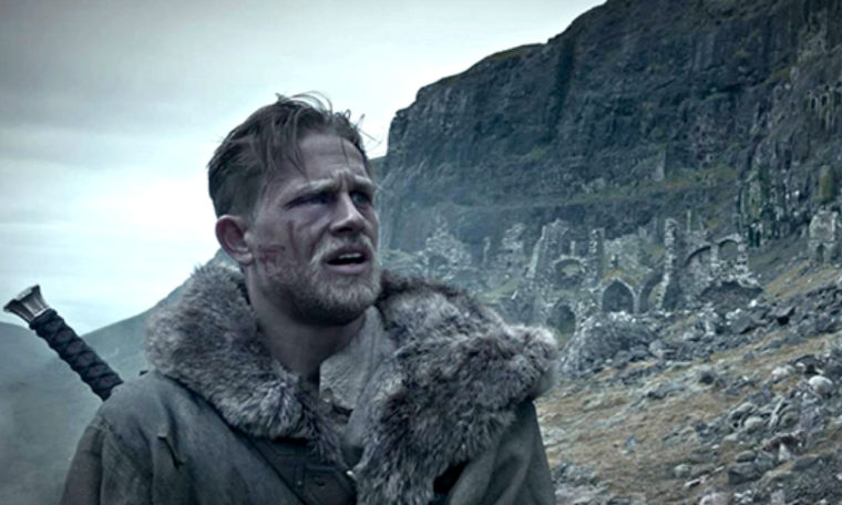 Blockbuster Král Artuš: Legenda o meči propadl v USA a Kanadě s 15 miliony dolarů