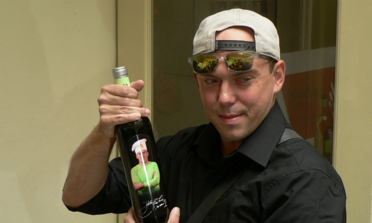 Šmakulátor Láďa Hruška pomohl vyšroubovat knižní trh znovu nad 7 miliard