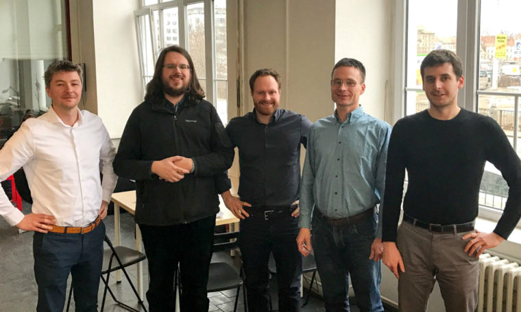 Investiční skupina Miton Boys vloží peníze do start-upu Rossum, zaměřeného na umělou inteligenci