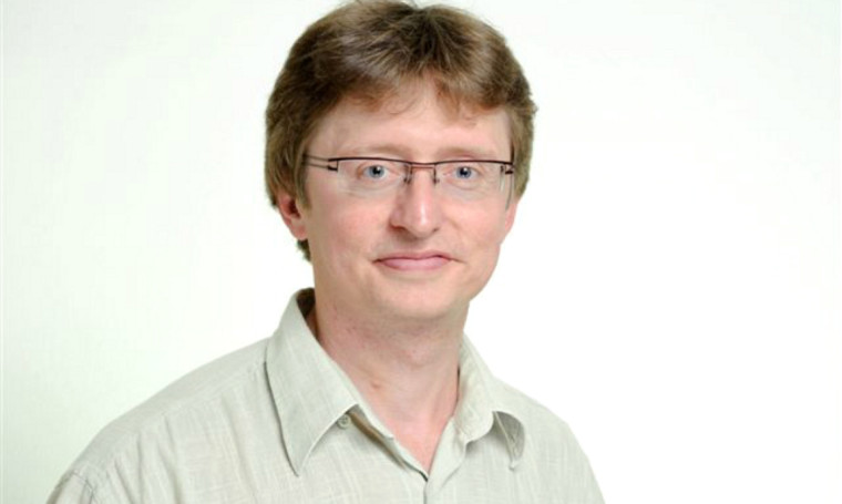 Poslanci budou grilovat šéfa rozhlasové rady Šafaříka kvůli údajným emailům s bossy ČSSD