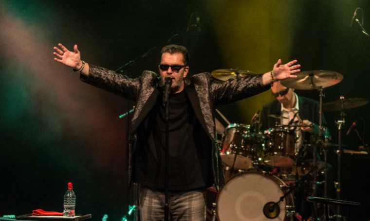 Za novou desku Richarda Müllera fanoušci zaplatili přes milion korun