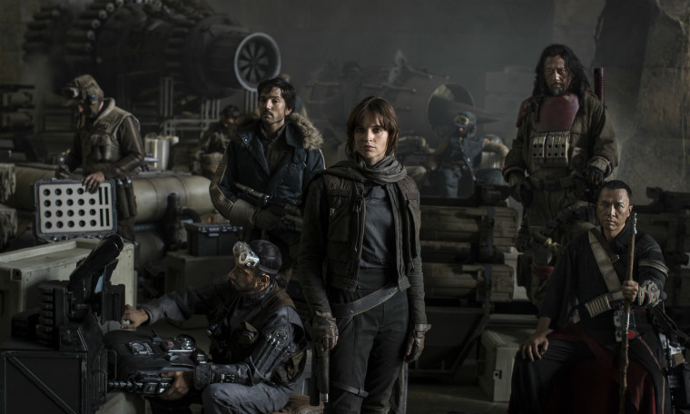 Blockbuster Rogue One: Star Wars Story na dohled miliardě dolarů za prodej kinolístků