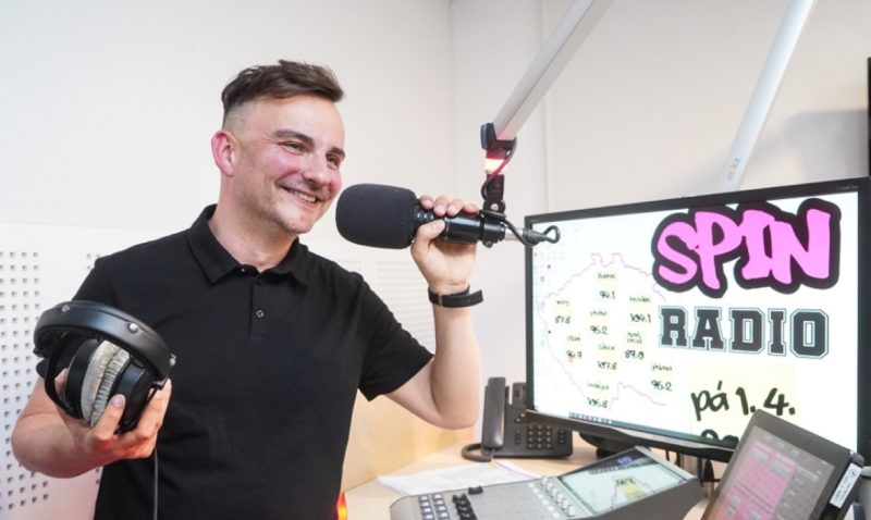 Zachovo rádio Spin se z Prahy rozšiřuje do regionů Česka