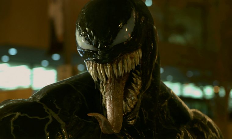 Marvelovka Venom v kinech odstartovala s více než 200 milionů dolarů