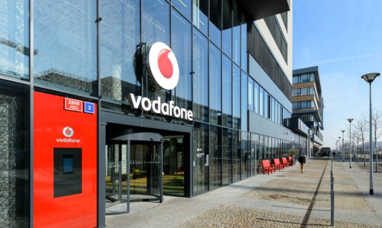 Mobilní operátor Vodafone kupuje od Liberty Global evropské pobočky UPC včetně České republiky