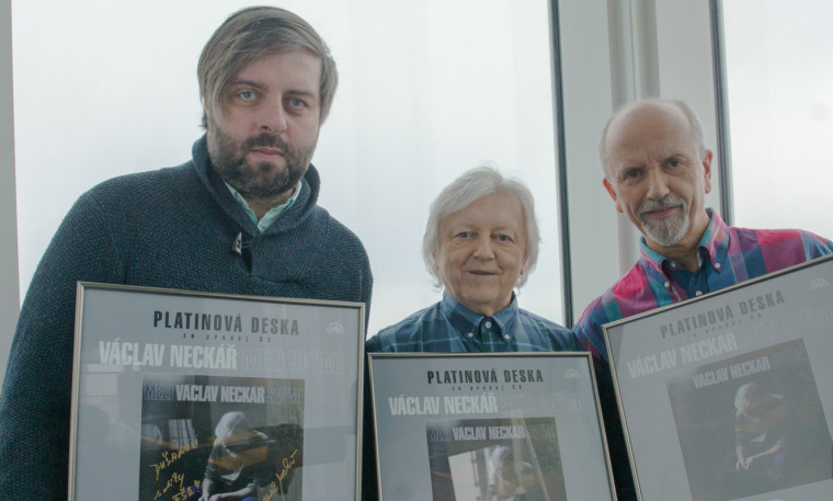 Václav Neckář prodal 6000 kusů alba Mezi svými